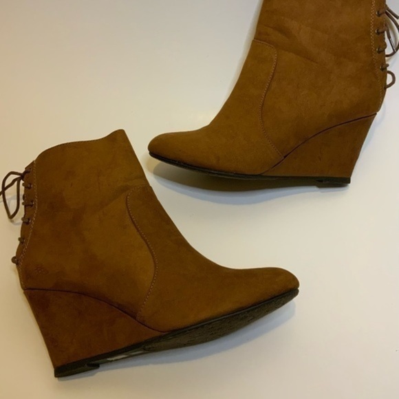 CL by Laundry Booties - Picture 10 of 11